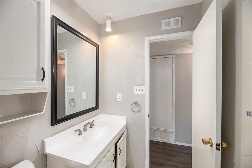 PRESTON RIDGE #02 REPLAT - Residential Lease