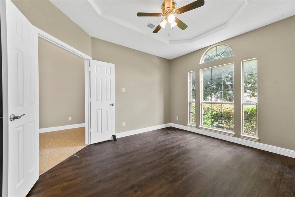 Fort Worth, Texas 76052, United States, 5 Bedrooms Bedrooms, ,4 BathroomsBathrooms,Residential,Active,53528