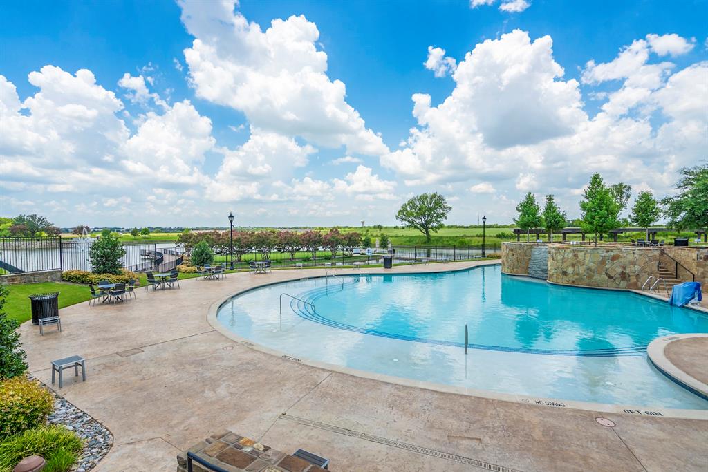 Mustang Lakes Ph Six - Residential