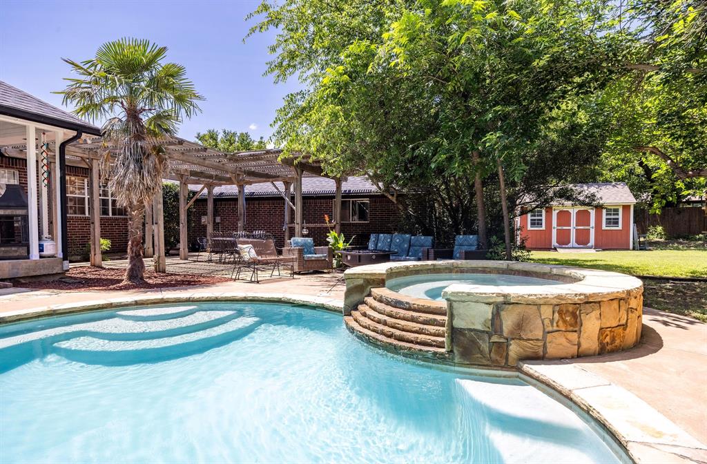 720 Aqua Vista Drive