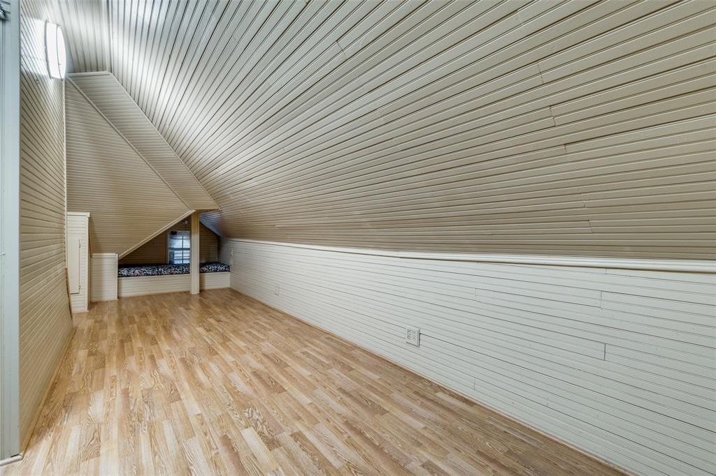 Boundbrook Oaks Estates - Residential