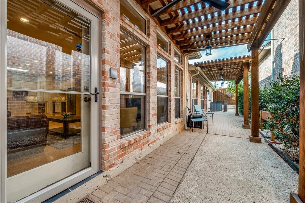 Boundbrook Oaks Estates - Residential