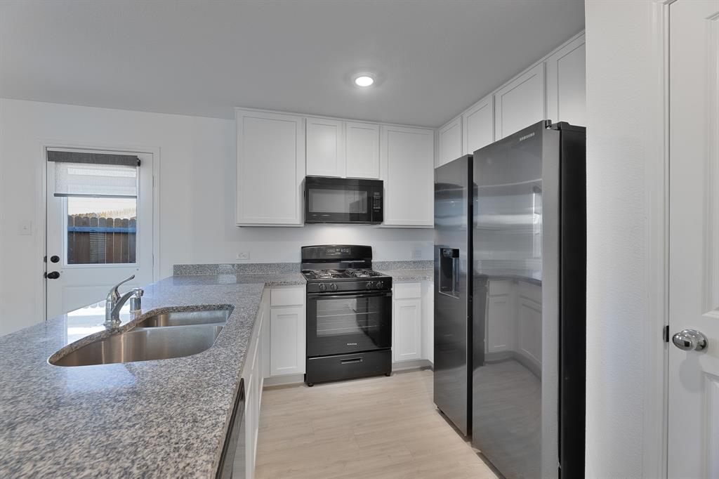 Northpointe Ph 4 - Residential Lease