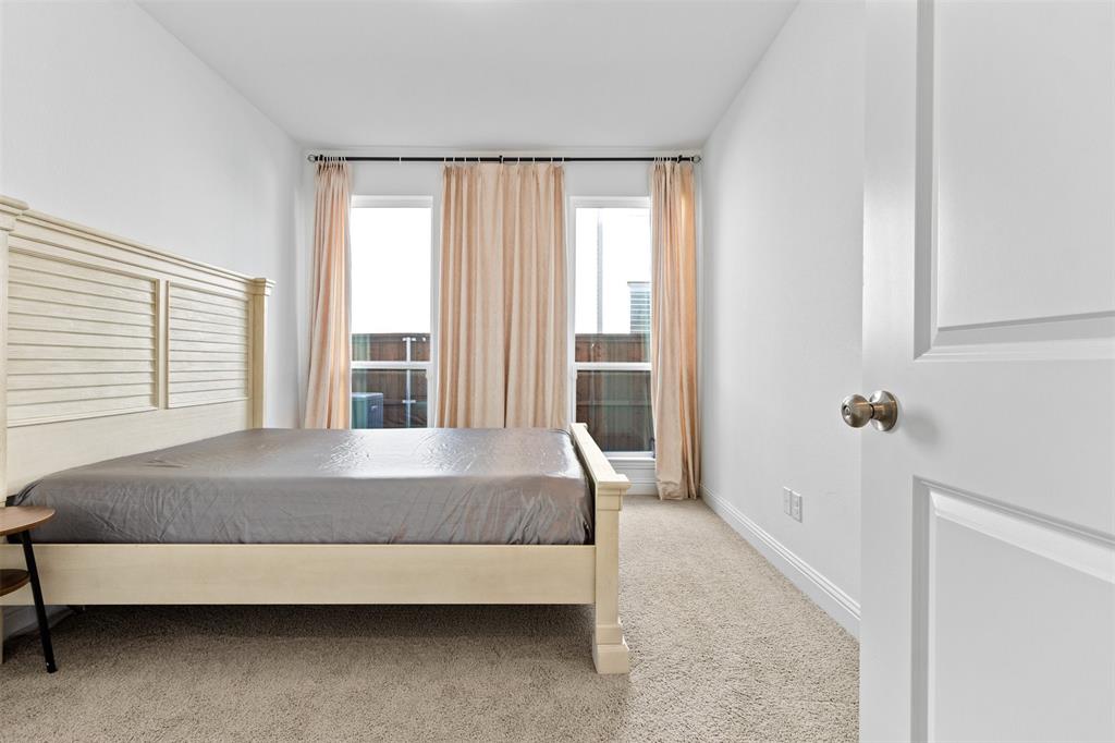 GROVE FRISCO PHASE 5 - Residential Lease