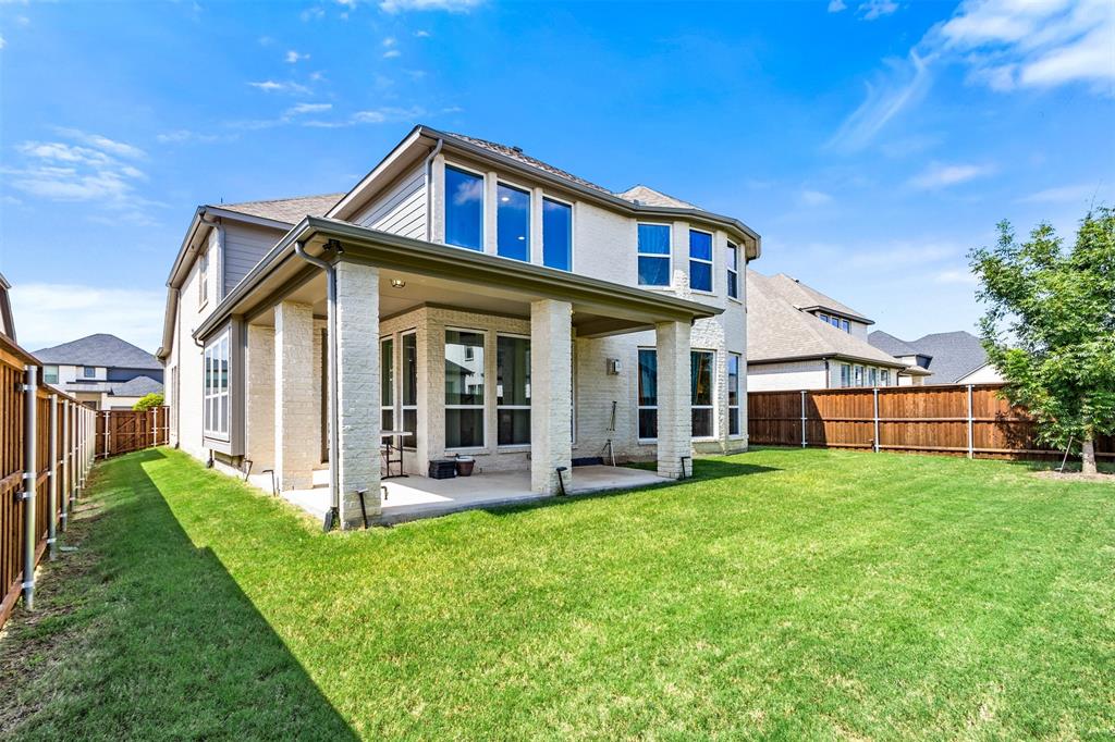 GROVE FRISCO PHASE 5 - Residential Lease