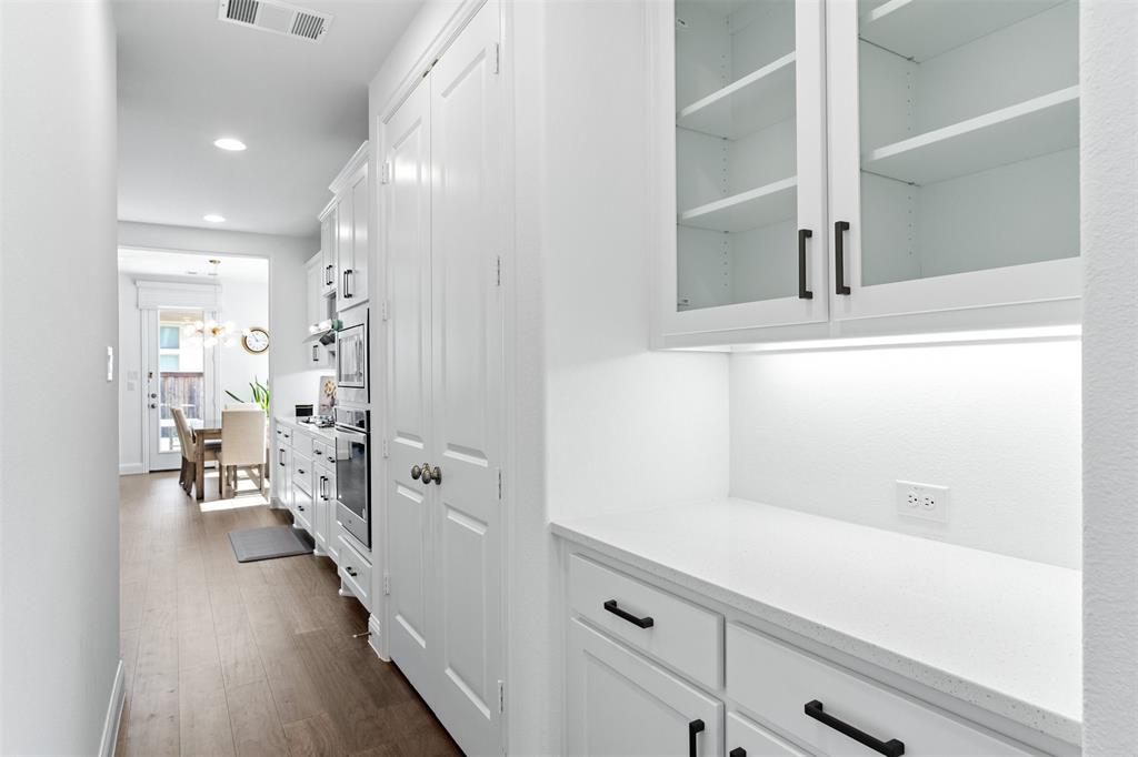 GROVE FRISCO PHASE 5 - Residential Lease