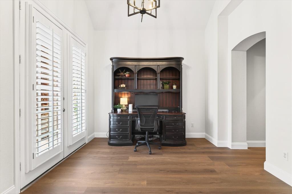 6976 Valley Brook Drive