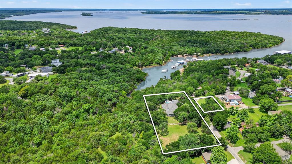 688 Lazy Acres Circle