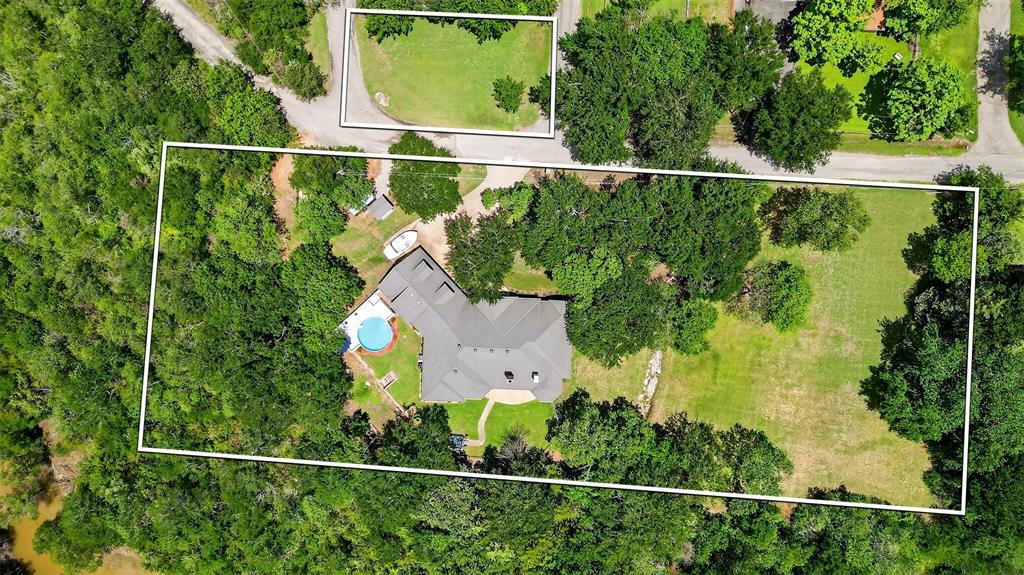 688 Lazy Acres Circle
