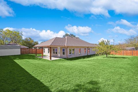 A home in Red Oak