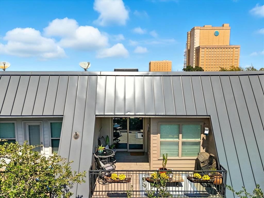 Georgetown Court Townehome Condos - Residential