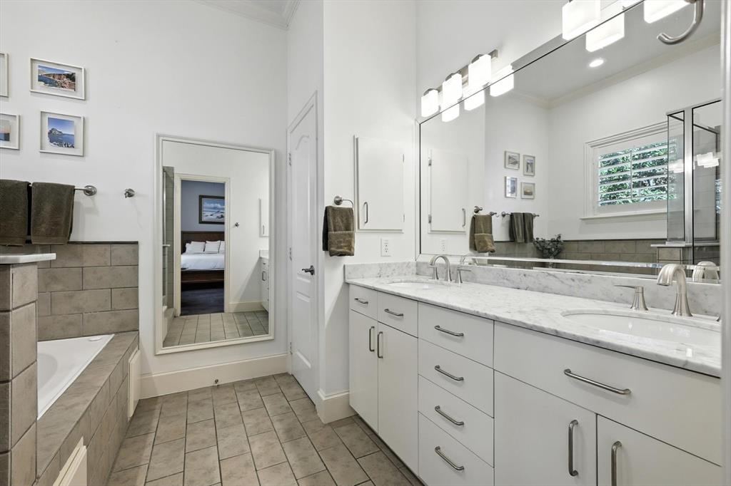 Georgetown Court Townehome Condos - Residential