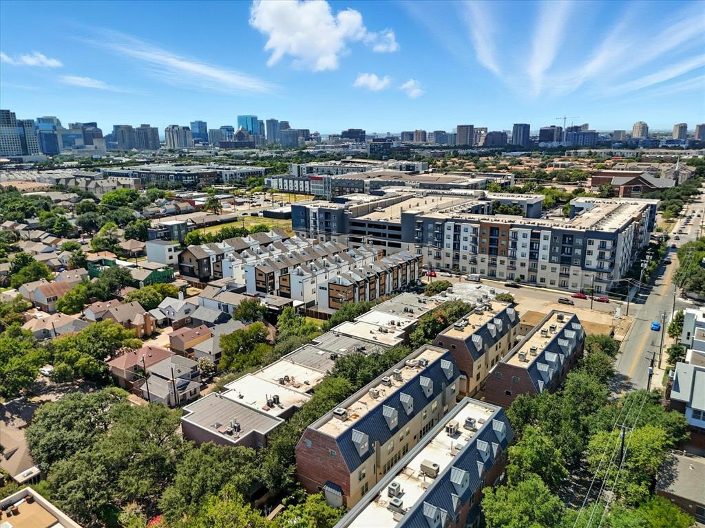 Georgetown Court Townehome Condos - Residential