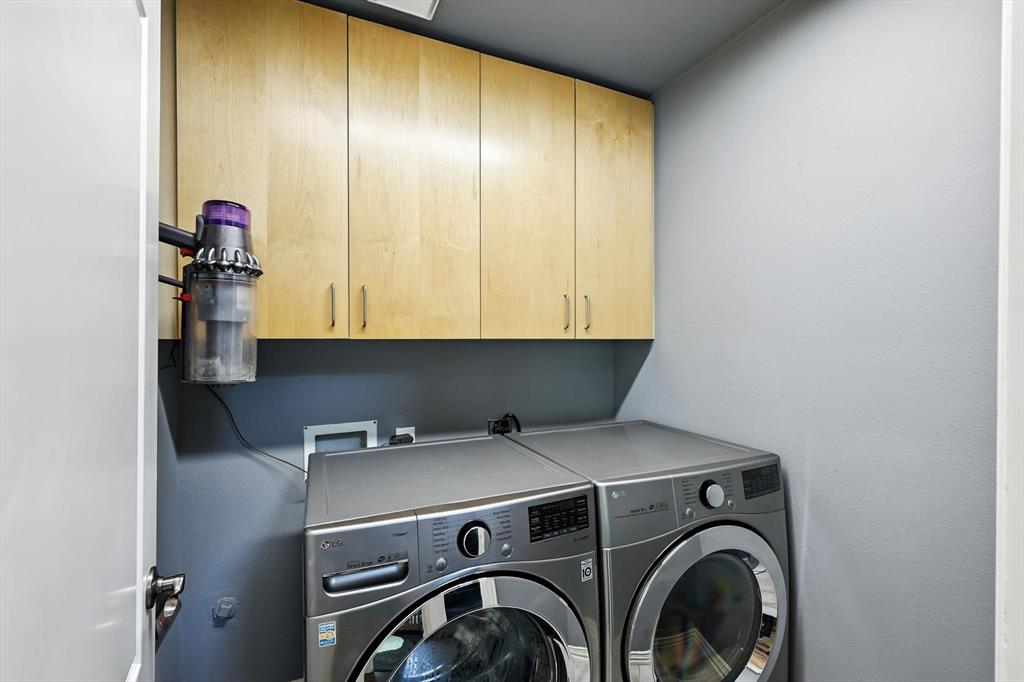 Georgetown Court Townehome Condos - Residential