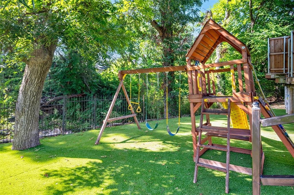 Prestonwood - Residential