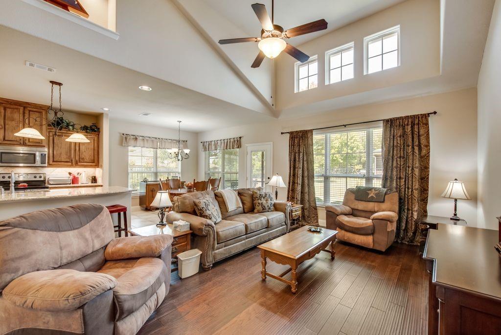 Country Lane Villas Ph 3 - Residential