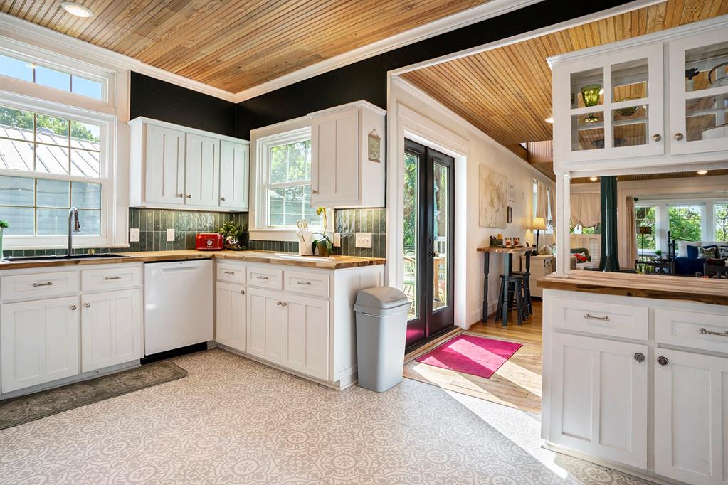 Cedar Shores - Residential