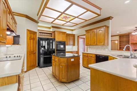 Tiny photo for 404 Greenwood Lane, Waco, TX 76705 (MLS # 21101023)