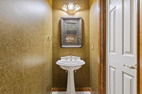 Tiny photo for 404 Greenwood Lane, Waco, TX 76705 (MLS # 21101023)