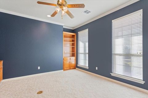 Tiny photo for 404 Greenwood Lane, Waco, TX 76705 (MLS # 21101023)