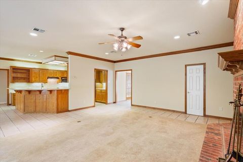 Tiny photo for 404 Greenwood Lane, Waco, TX 76705 (MLS # 21101023)