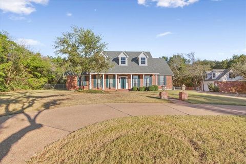 Tiny photo for 404 Greenwood Lane, Waco, TX 76705 (MLS # 21101023)