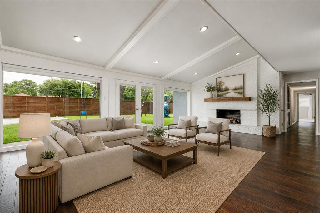 3672 Midpines Drive
