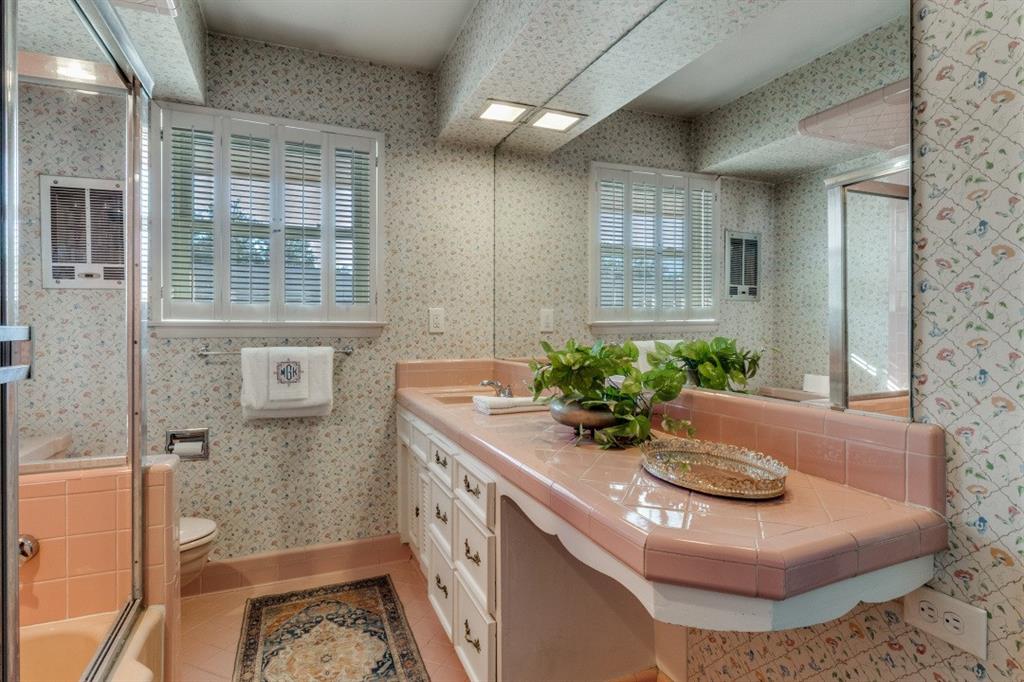 Villa Serena Condos - Residential