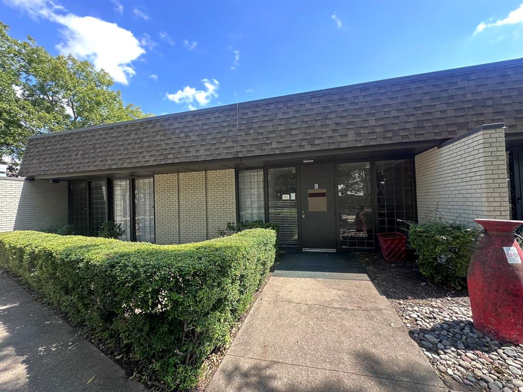 Town - Commercial Lease