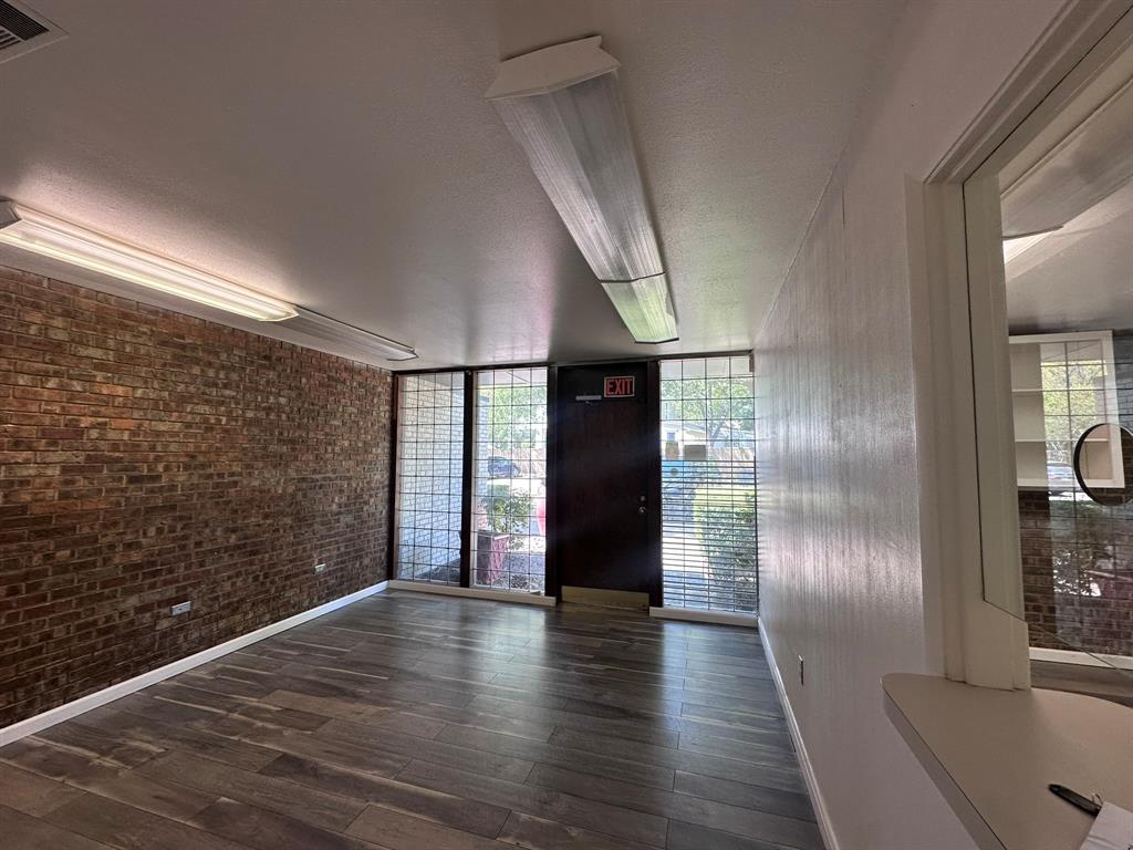 Town - Commercial Lease