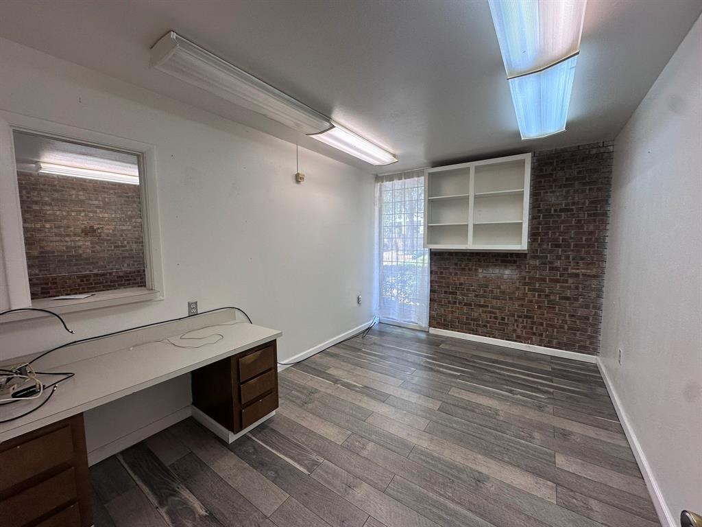 Town - Commercial Lease