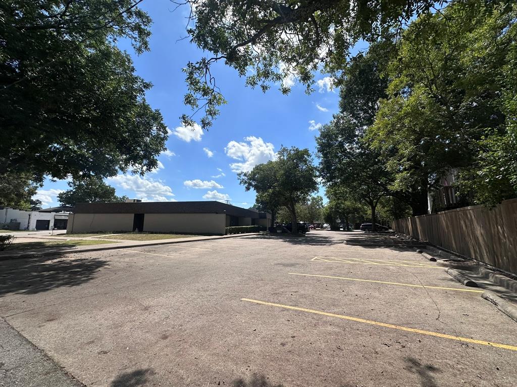 Town - Commercial Lease