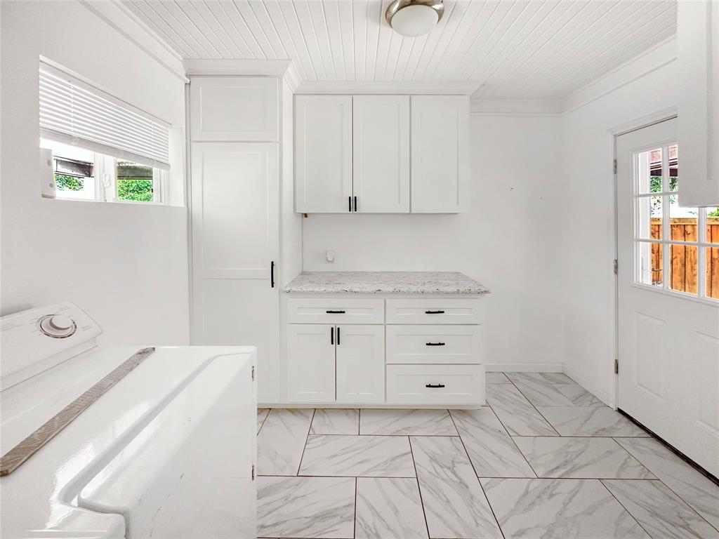 Mays Clyde W Add - Residential Lease