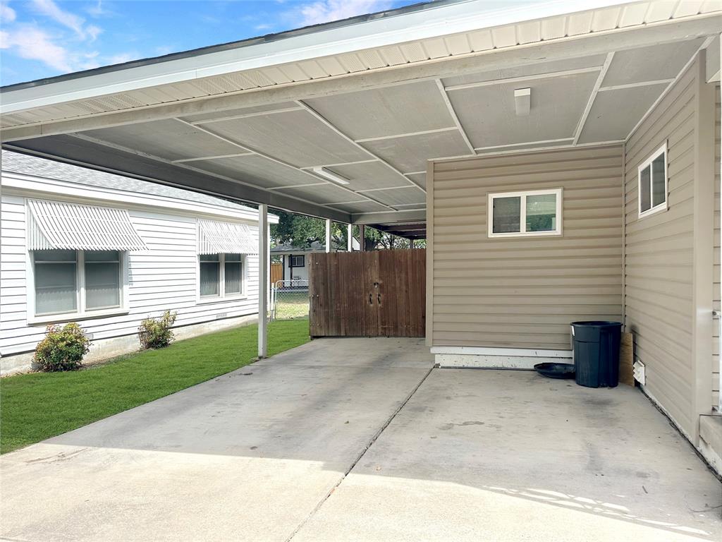 Mays Clyde W Add - Residential Lease