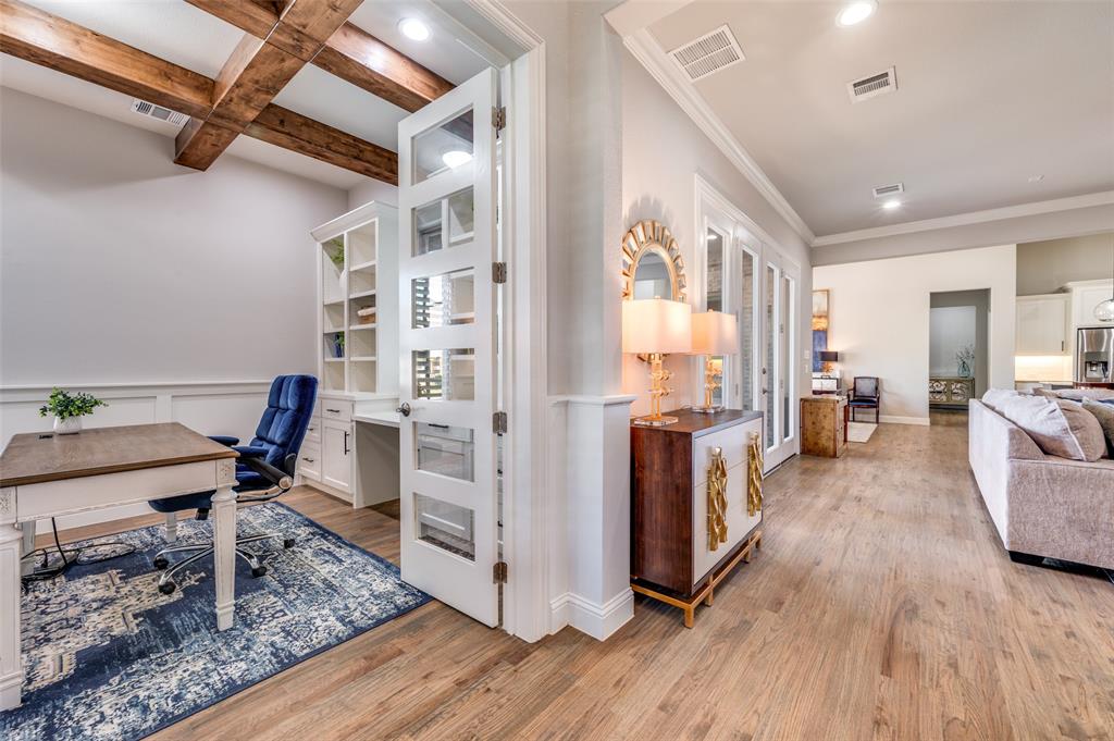 3945 Wellesley Avenue