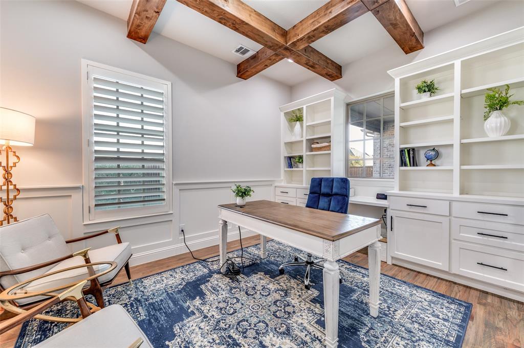 3945 Wellesley Avenue