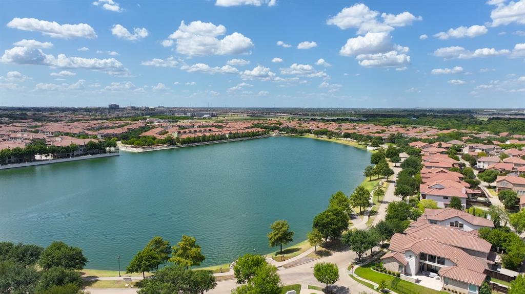 1616 Camino Lago