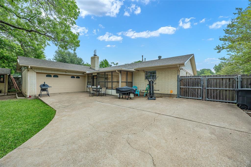 Brookhaven Estates Add - Residential