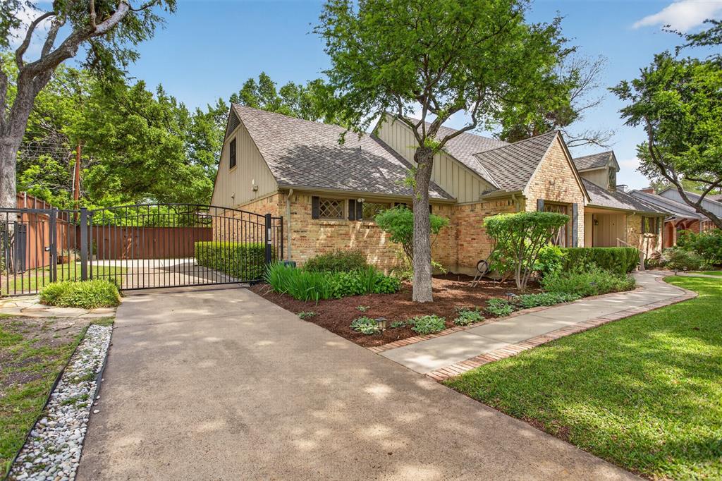 6811 Bradbury Lane