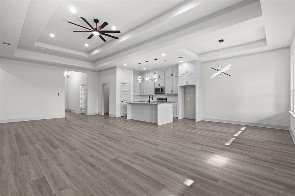 ARCADIA GARDENS - Residential