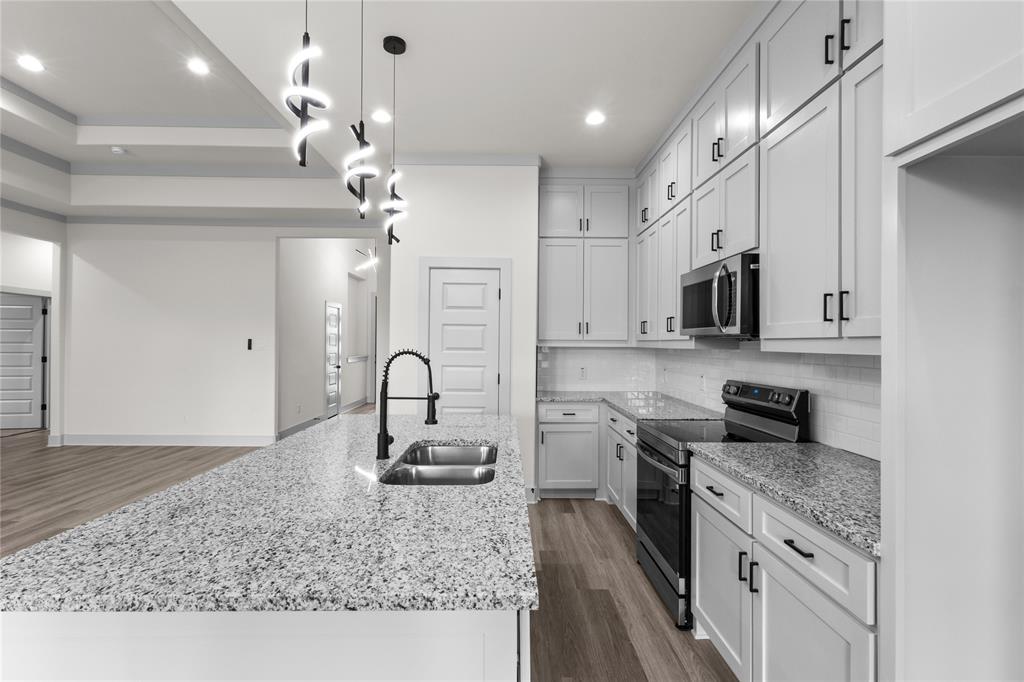 ARCADIA GARDENS - Residential