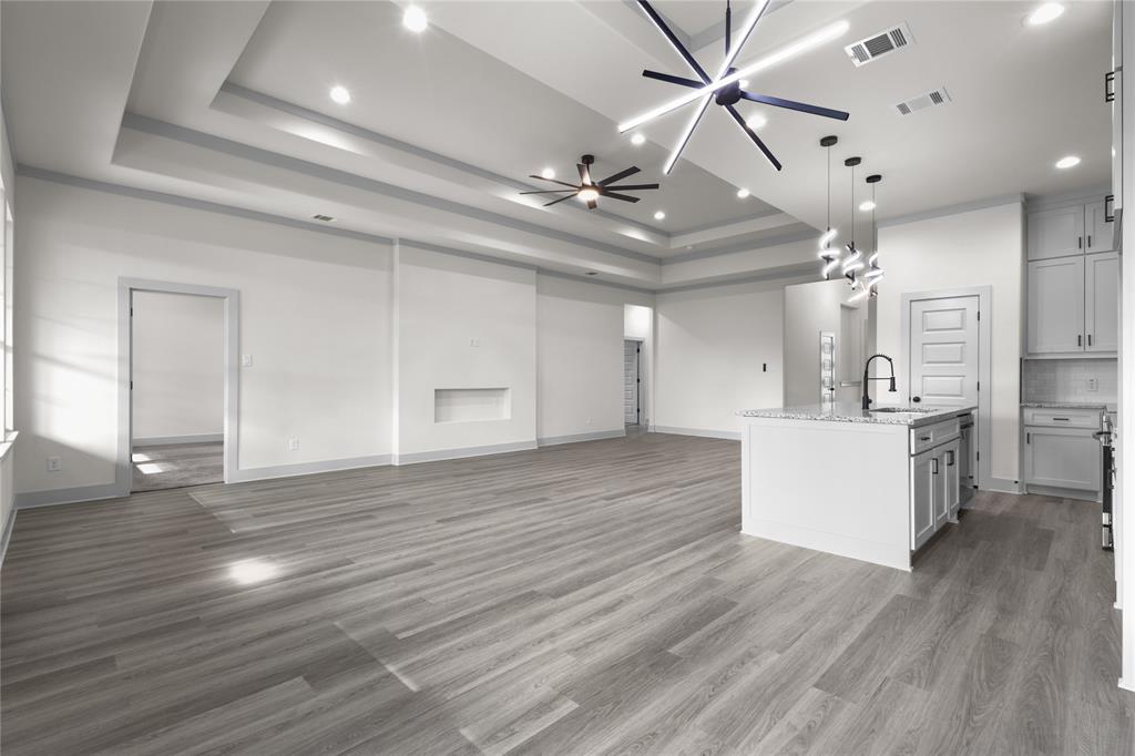 ARCADIA GARDENS - Residential
