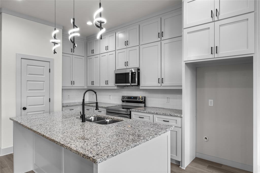 ARCADIA GARDENS - Residential