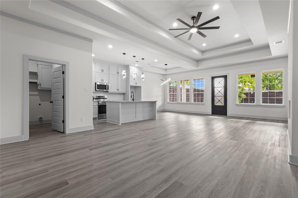 ARCADIA GARDENS - Residential