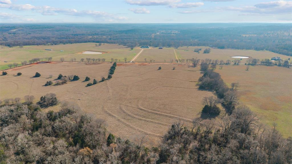 Mary V Lout Surv Abs #556 - Land