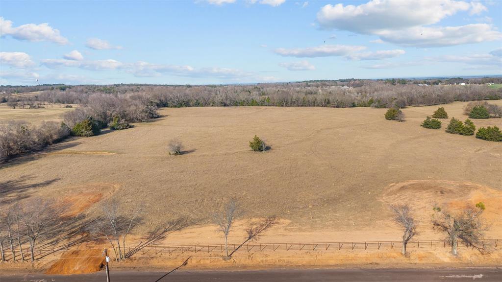 Mary V Lout Surv Abs #556 - Land