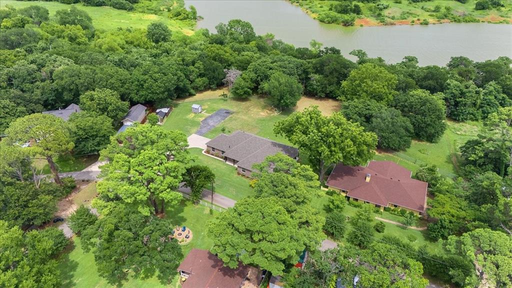 6512 Crooked Lane