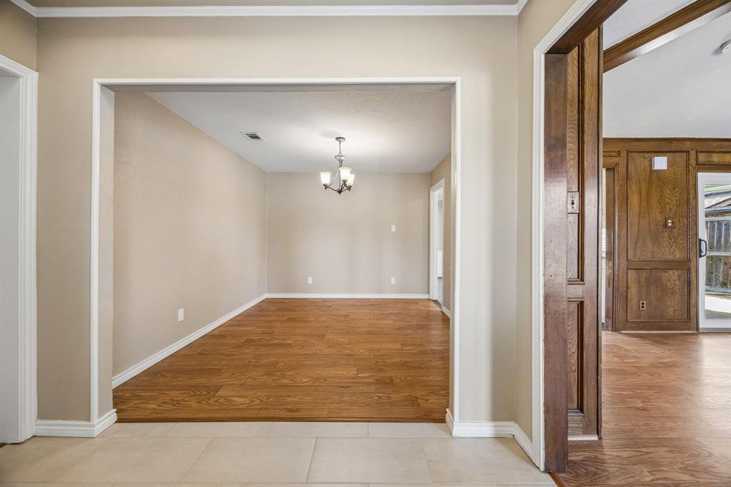 3321 Fontaine Street