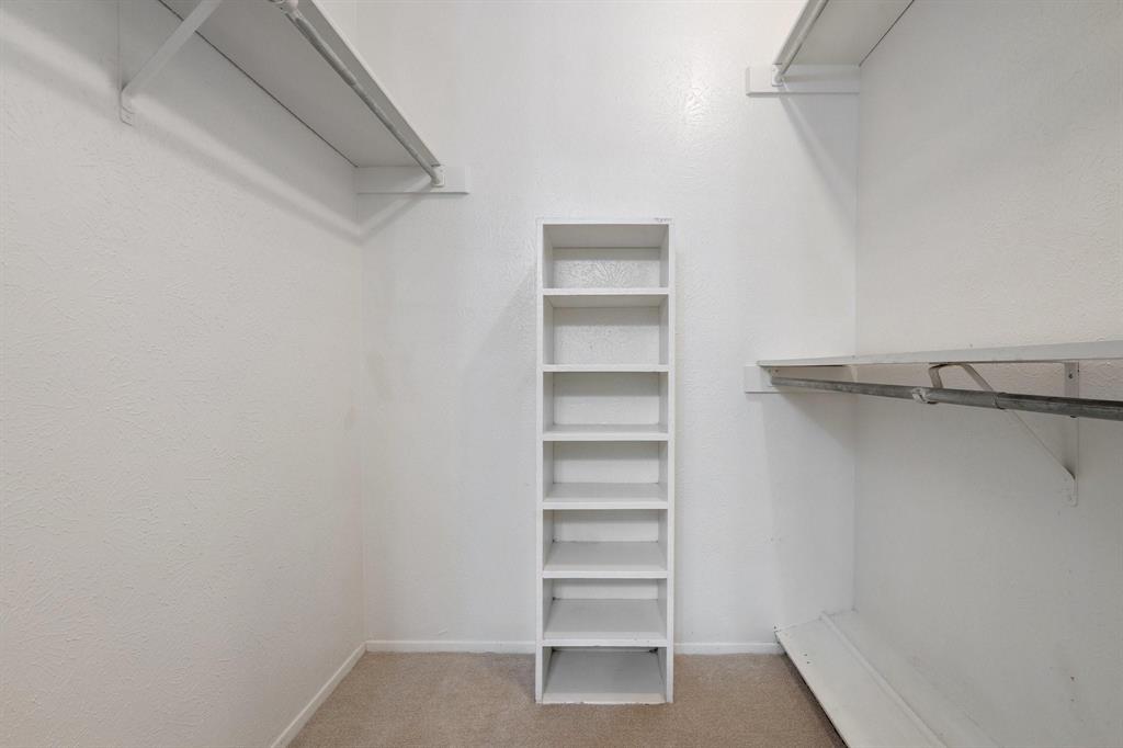 Country Club Place At Las Colinas - Residential