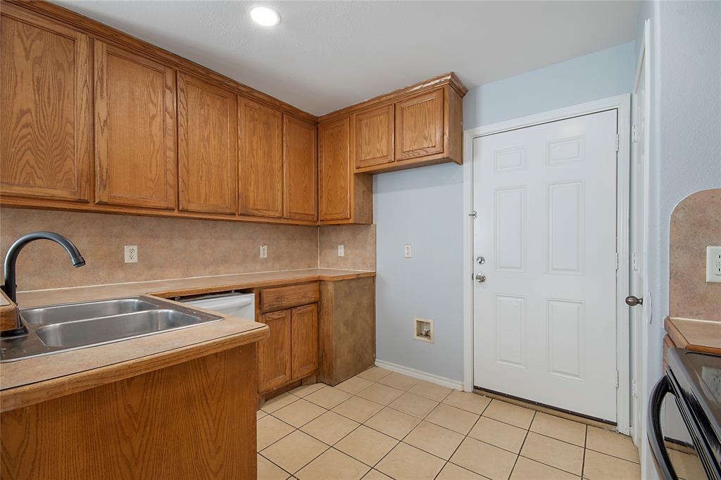 Brook Meadows 01 - Residential Lease